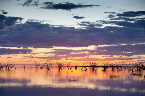 Menindee Lakes And Darling River - Darwin Holiday 0