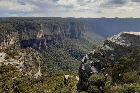 Blue Mountains Full Day Nature Tour For Four - Darwin Holiday 4