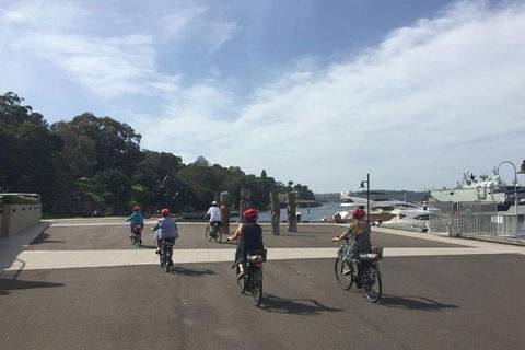 Half-Day Guided Sightseeing E-bike Tour Of Sydney Harbour - Darwin Holiday 1