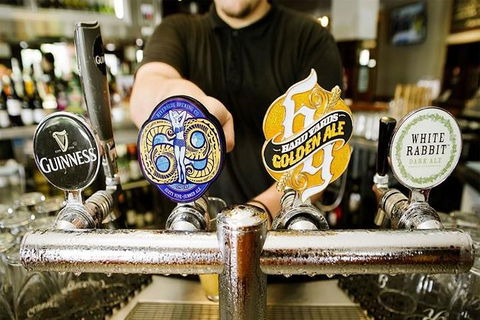 Walking Tour To Balmain And Iconic Pubs - Darwin Holiday 4