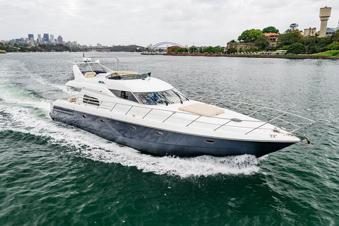 3-Hour Private Luxury Sightseeing Boat Charter On Sydney Harbour - Darwin Holiday 0