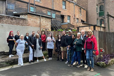 Dark Tales Of Sydney - Darwin Holiday 1