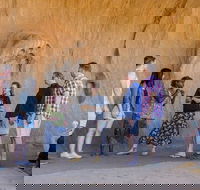 Discover Uluru Aboriginal Art  Culture 4.5 Hours Tour - Darwin Holiday