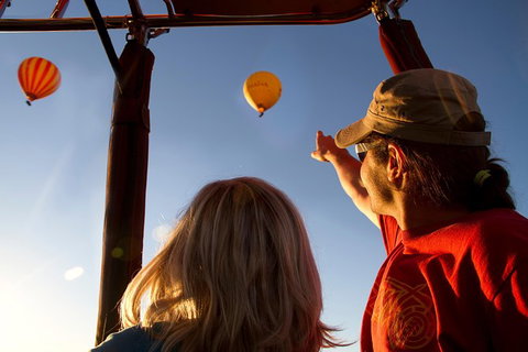 Hot Air Ballooning Including Champagne Breakfast From The Gold Coast - Darwin Holiday 7