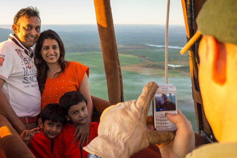 Hot Air Ballooning Including Champagne Breakfast From The Gold Coast - Darwin Holiday 1