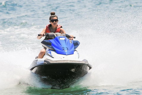 Jet Ski Rental With Free Tutorial In The Heart Of Surfers Paradise - Darwin Holiday 2