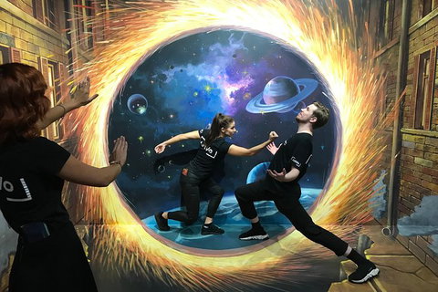 ArtVo Gold Coast - Queensland\'s First \'trick Art\' Gallery - Darwin Holiday 7