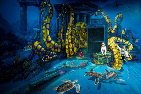 ArtVo Gold Coast - Queensland\'s First \'trick Art\' Gallery - Darwin Holiday 1