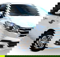 Luxury Van Private Transfer Trinity Beach - Cairns - Darwin Holiday