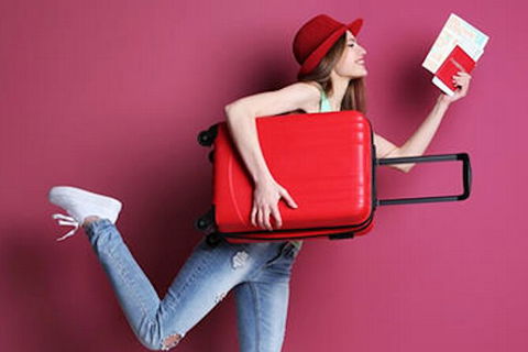 SHUTTLE - CAIRNS AIRPORT TO PORT DOUGLAS (or Reverse) - Darwin Holiday 0