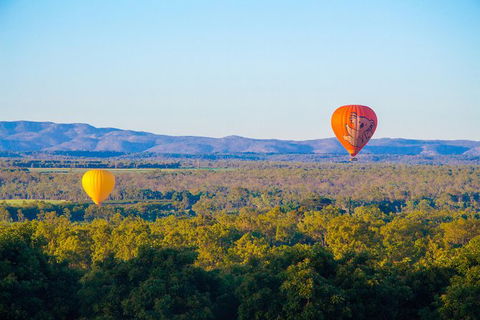 Hot Air Ballooning Tour From Port Douglas - Darwin Holiday 1