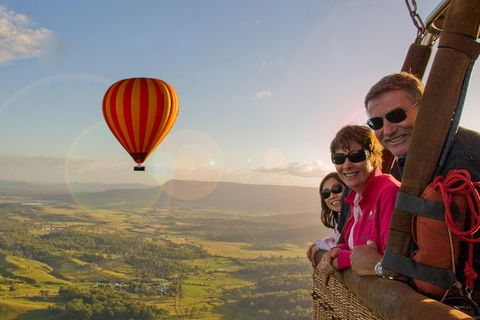 Hot Air Ballooning Tour From Port Douglas - Darwin Holiday 0