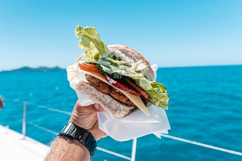 4 Day And 3 Night Whitsunday Maxi Sailing Adventure On Broomstick - Darwin Holiday 9