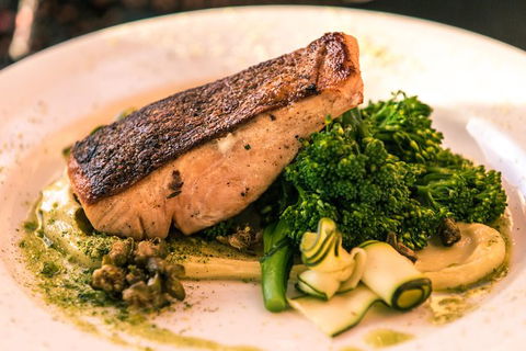 Bruny Island Overnight Explorer And Boutique Accommodation For Two - Darwin Holiday 1