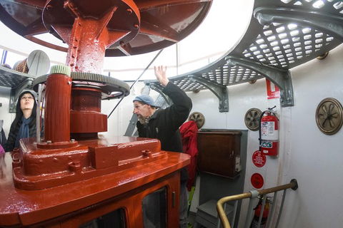 Fully Guided Bruny Island Lighthouse Tour - Darwin Holiday 5