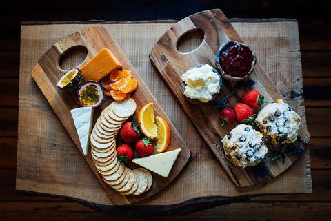 Premium Tour And Lunch Package For 2 - Darwin Holiday 6