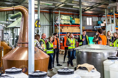 Tasmanian Whisky Distillery Tour - Darwin Holiday 9