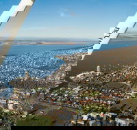 Hobart 1-Hour Learn to Fly Experience - Darwin Holiday