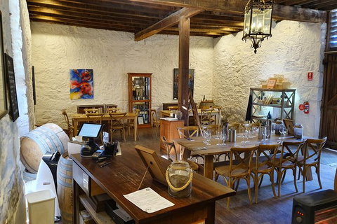 Lazy Sunday Hobart Local Guided Wine Tour: Coal River Valley & Derwernt Valley - Darwin Holiday 3