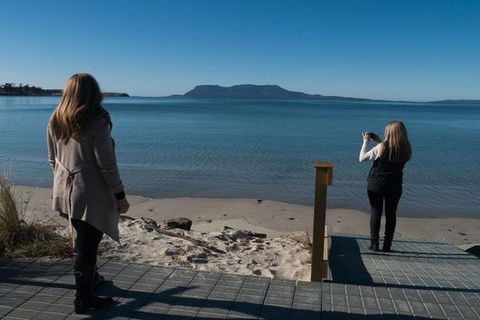 Highlights Of Hobart: Gourmet Food Tour - Darwin Holiday 5