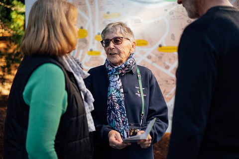 Private Royal Tasmanian Botanical Gardens Walking Tour - Darwin Holiday 2