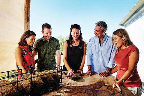 Cape Leveque, Sea Safari And Aboriginal Communities From Broome - Darwin Holiday 3