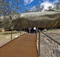 Mulka's Cave - Darwin Holiday