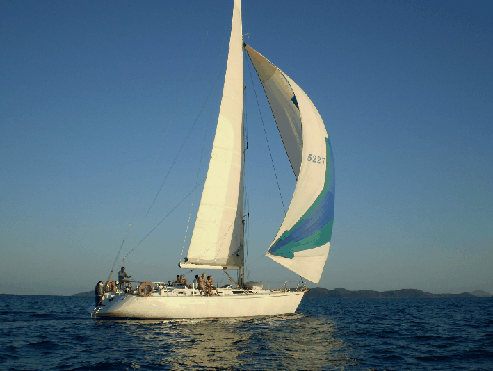 ISail Whitsundays - Darwin Holiday