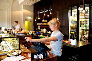 Mr Tulk - Darwin Holiday 0