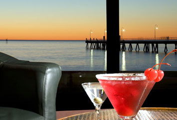 Horizons Cocktail Lounge - Darwin Holiday 0