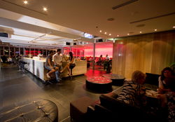 Titanium Bar - Darwin Holiday 0