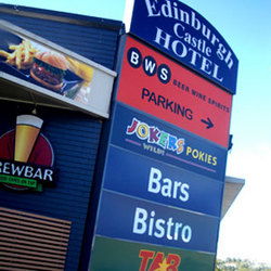 The EDI - Edinburgh Castle Hotel - Darwin Holiday 2