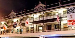 Elephant & Wheelbarrow - Darwin Holiday 3