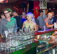 The Wickham - Darwin Holiday