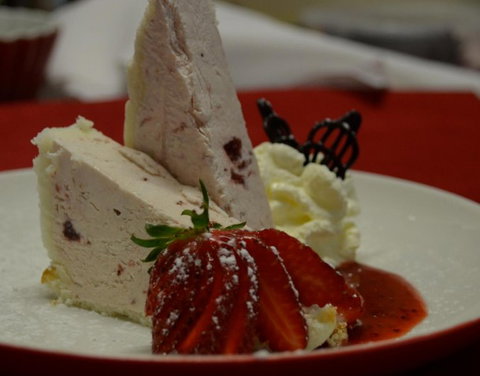 Des Alpes Swiss Restaurant - Darwin Holiday 1