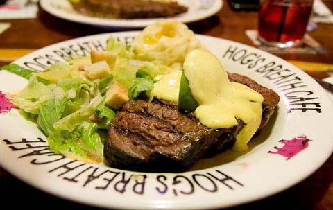 Hog's Breath Cafe - Darwin Holiday 1