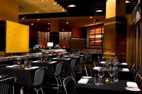 Room81 - Lounge Bar Dining - Darwin Holiday 9