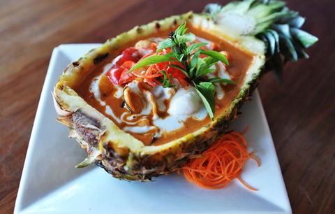 Mons Ban Sabai Thai Restaurant - Darwin Holiday 1