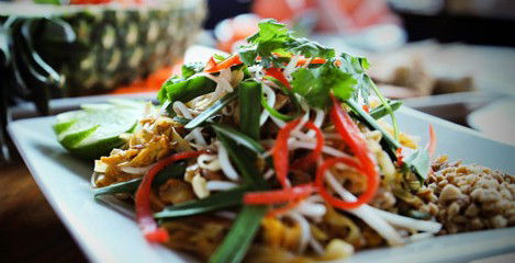 Mons Ban Sabai Thai Restaurant - Darwin Holiday 3