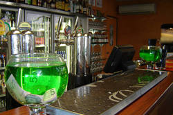 The Tap On Mitchell - Home Of The Fishbowl Cocktail - Darwin Holiday 0