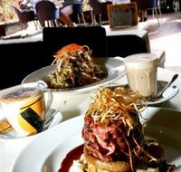 Creme Lounge - Darwin Holiday