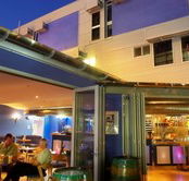 Wisdom Bar  Cafe - Darwin Holiday