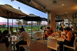 Mullaloo Beach Hotel - Darwin Holiday 1