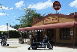 Albion Hotel Swifts Creek - Darwin Holiday 3