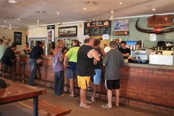 Humpty Doo Hotel - Darwin Holiday 3