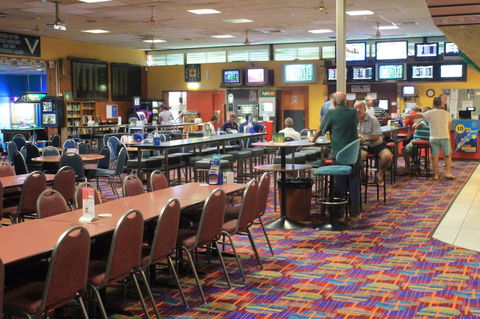 Tracy Village Social And Sports Club - Darwin Holiday 5
