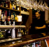 Robert Burns Hotel - Darwin Holiday