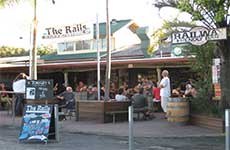 Railway Friendly Bar - Darwin Holiday 0
