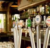 Queens Tavern - Darwin Holiday