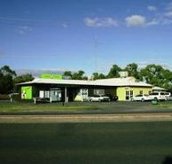 Collie Bridge Tavern - Darwin Holiday